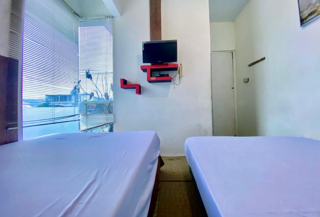 Homestay Batu Kelir Syariah Dieng Mitra Reddoorz Exterior photo
